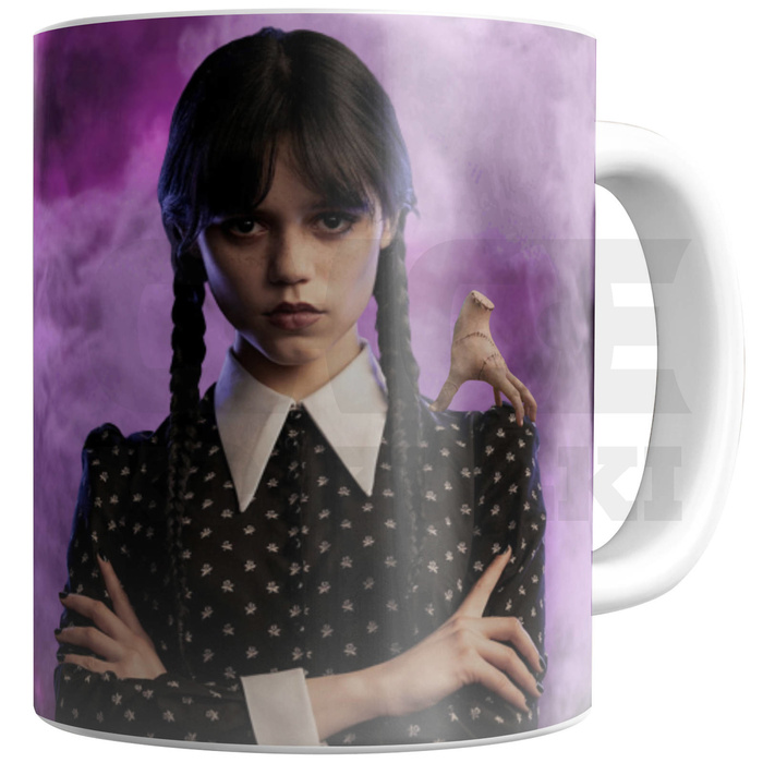 KUBEK Z NADRUKIEM WEDNESDAY ADDAMS SERIAL PREZENT