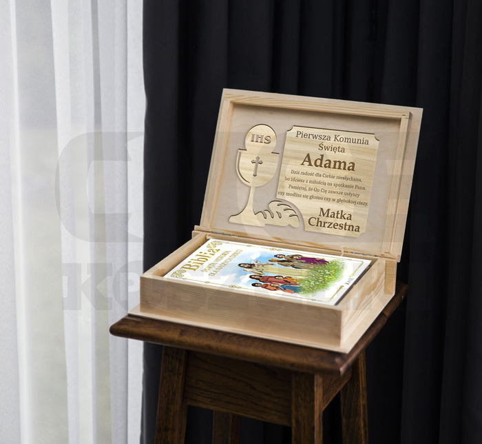 PISMO ŚWIĘTE W PUDEŁKU PAMIĄTKA KOMUNIA CHRZEST (małe)